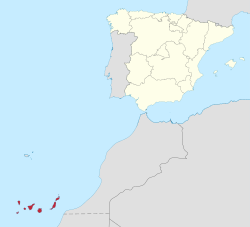 Location of the Canary Islands relative to the Spanish mainland