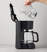 Amazon Basics 5-Cup Drip Coffeemaker with Glass Carafe and Reusable Filter, Black