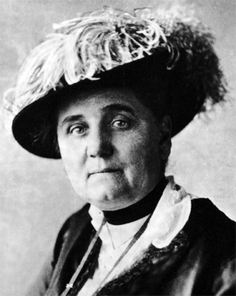 Black and white photograph of social reformer and pacifist Jane Addams.
